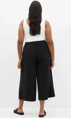 Abbie Crop Pant - black