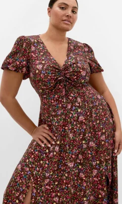 Aliya Ditsy Print Maxi Dress - burgundy