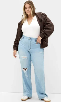 Amelia Long Sleeve Bodysuit - white