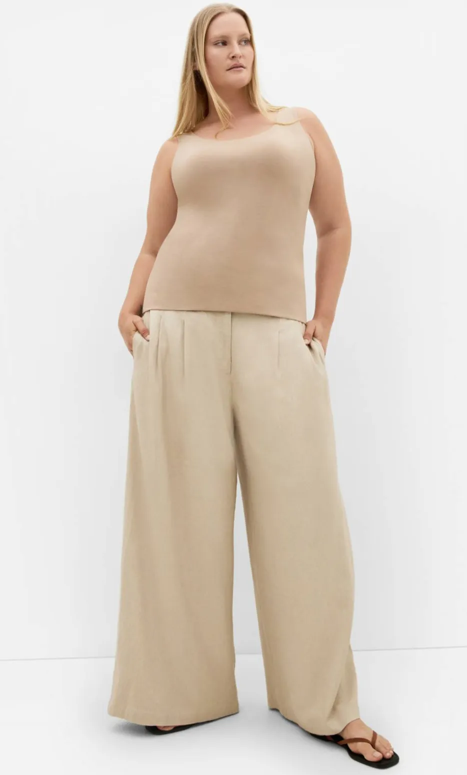 Amelia Scoop Neck Tank - stone