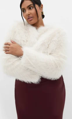 Angelica Faux Fur Crop Jacket - oat