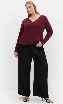 Annie V Neck Top - bordeaux