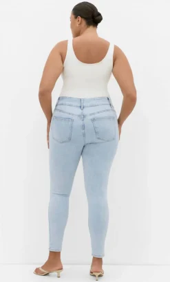 Asha Fit Clara Skinny Leg Jean - ice blue wash