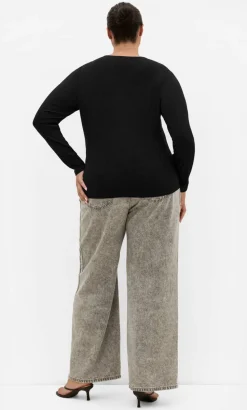 Bella Brooch Rib Top - black