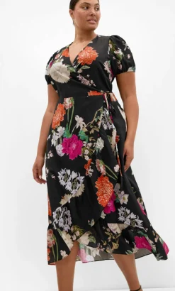 Belle Floral Wrap Dress - black