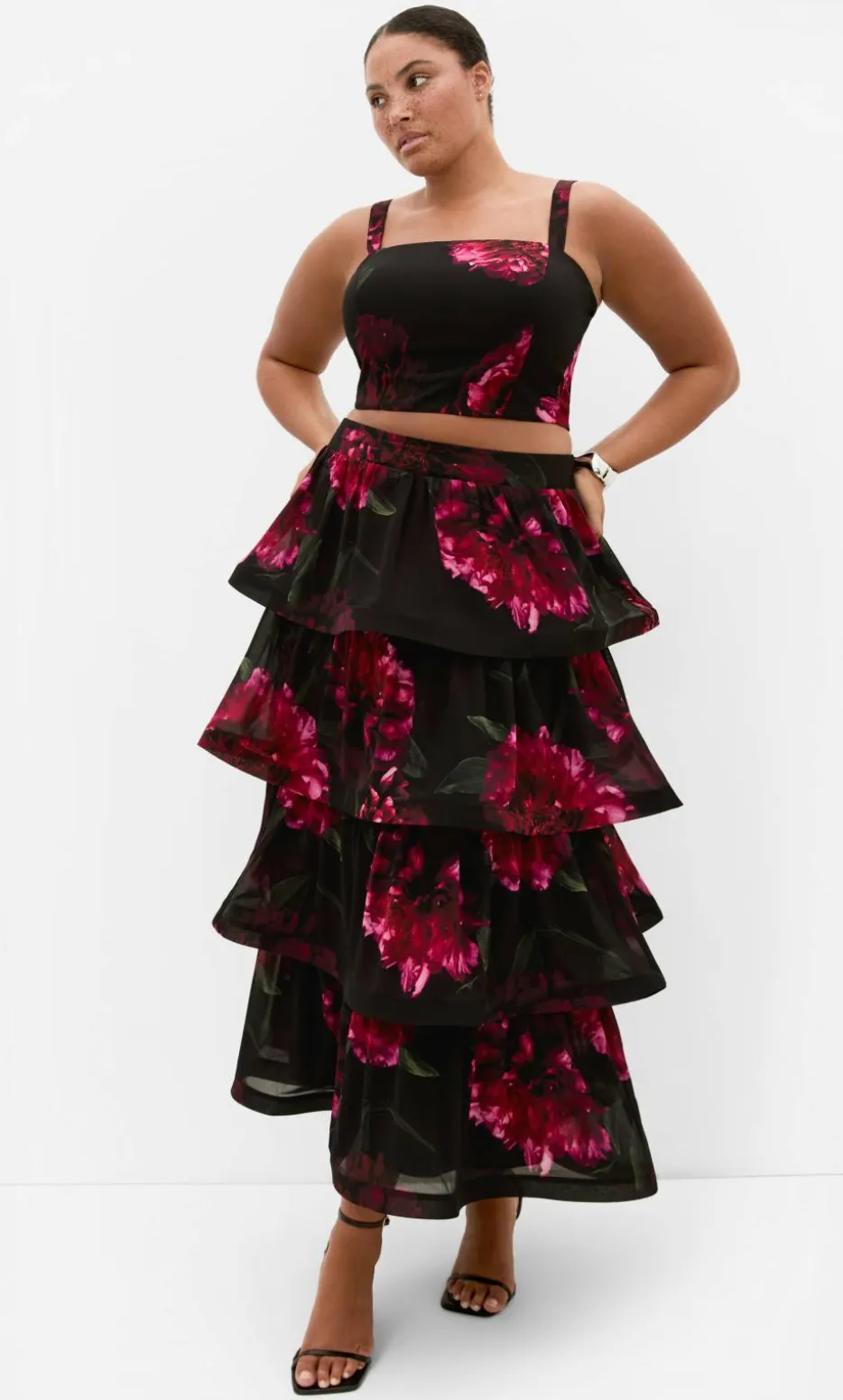 Bianka Bloom Print Crop Top - black