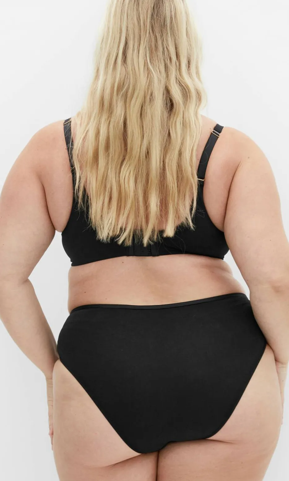 Bodycon Contour Bra - black