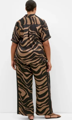 Cara Abstract Print Shirt - cocoa