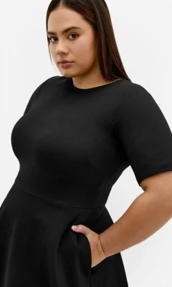 Cariline Midi Skater Dress - black