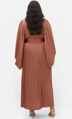 Carmina Pleat Maxi Dress - mocha