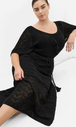 Cassie Crochet Knit Dress - black