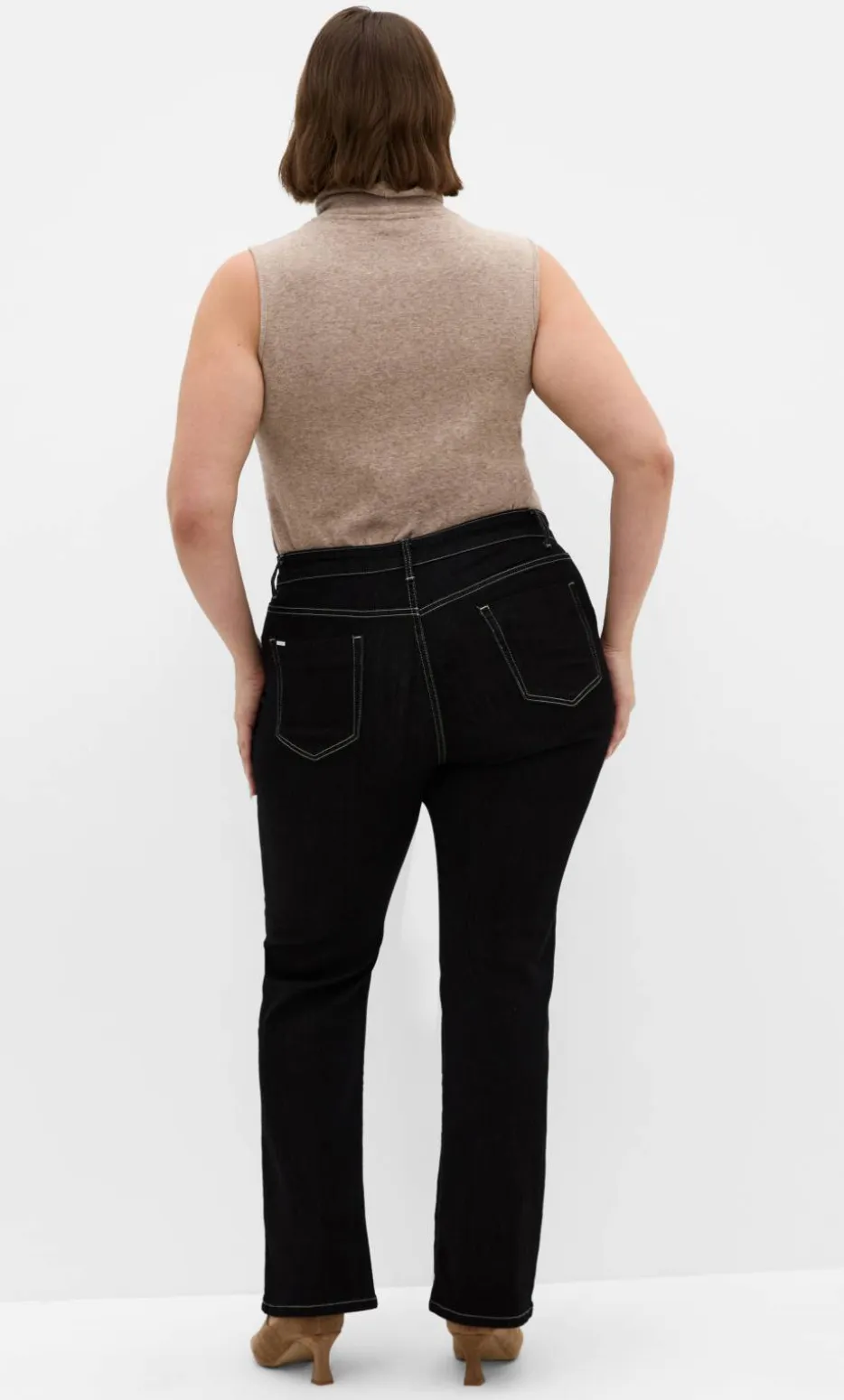CC Bootleg Short Denim Jean - black wash