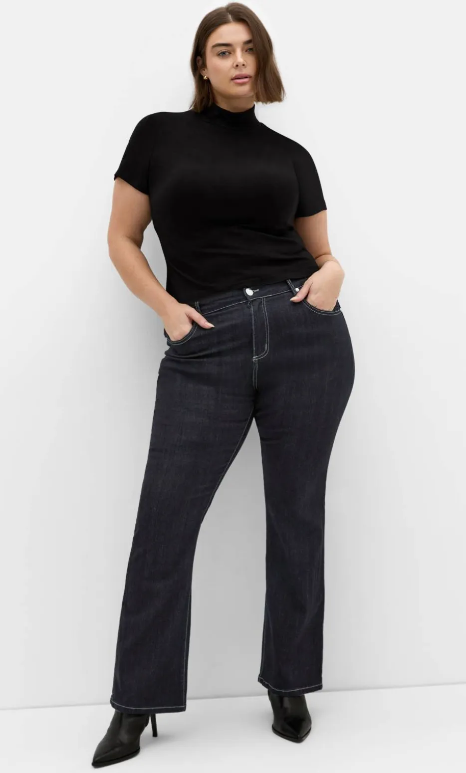 CC Bootleg Short Denim Jean - dark wash