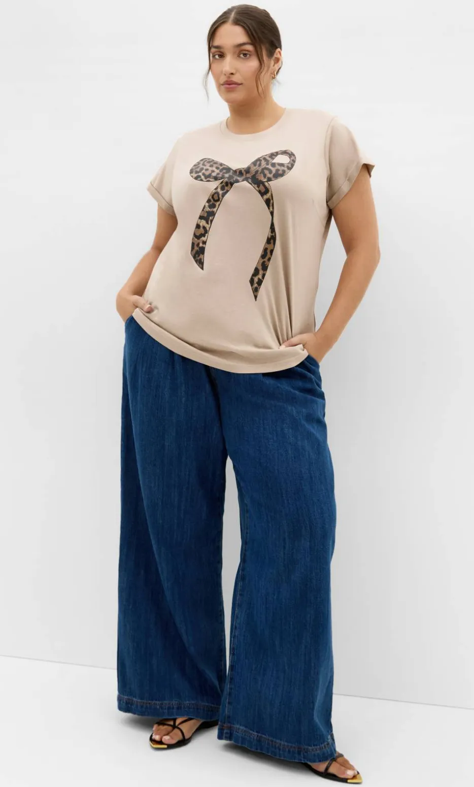Cuffed Sleeve Bow Tee - stone