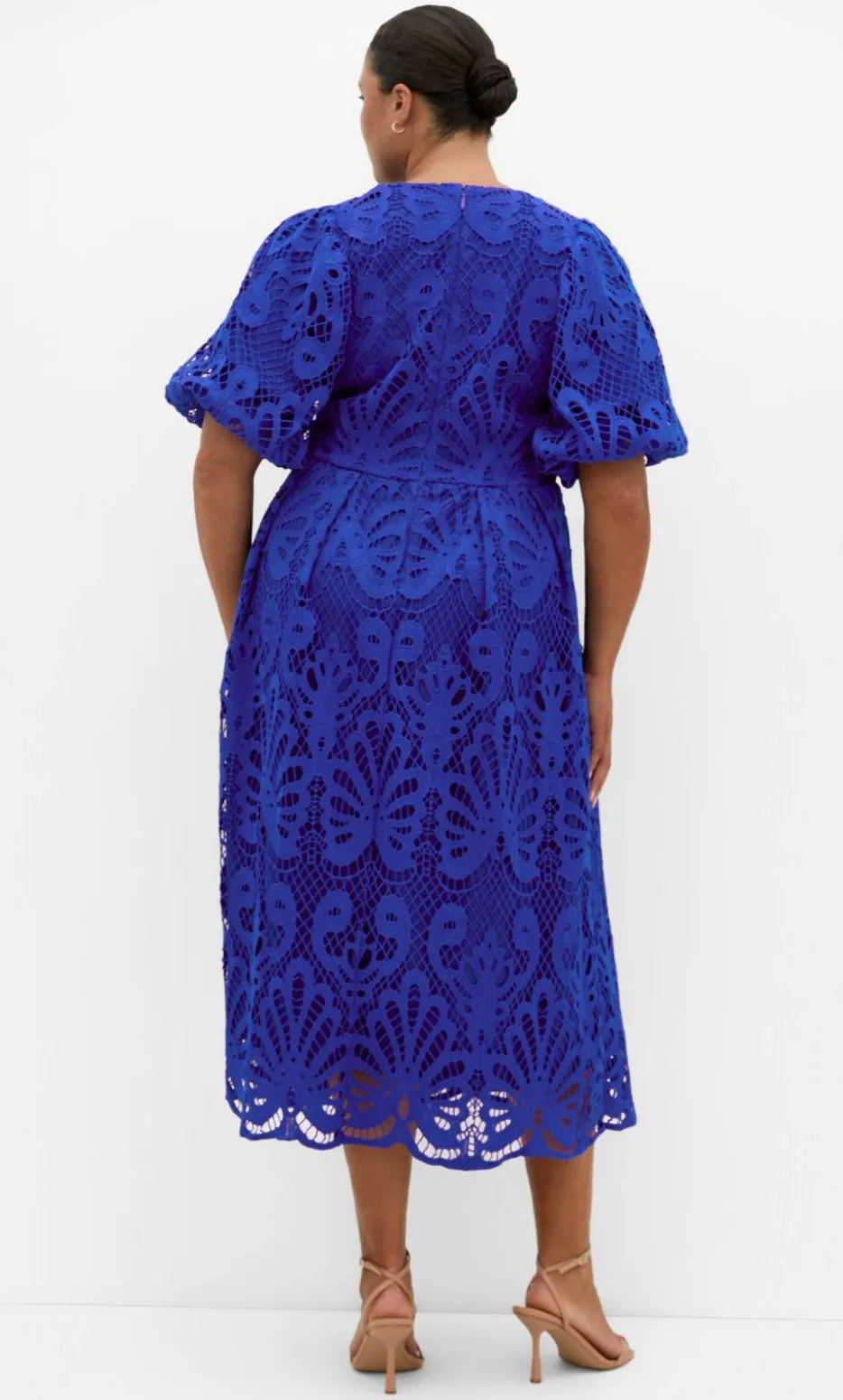 Dani Embroidered Midi Dress - ocean blue