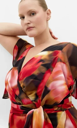 Demure Floral Maxi Dress - scarlet red
