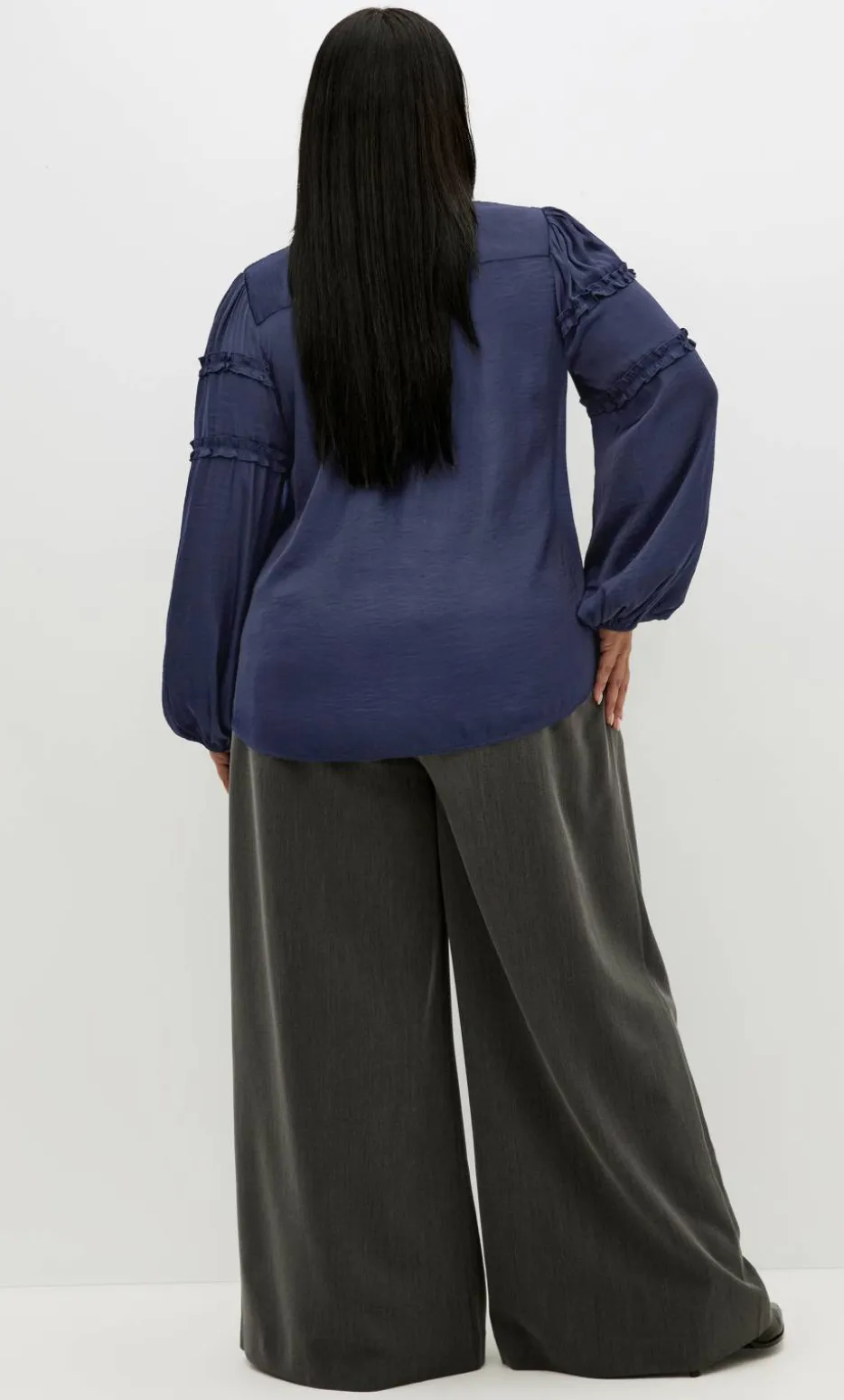 Drama Queen Long Sleeve Shirt - navy