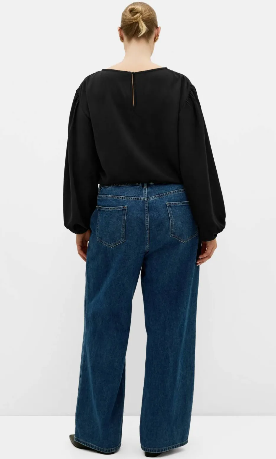 Elise Long Sleeve Hem Detail Top - black