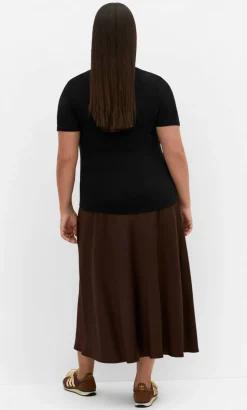 Everyday Scoop Tee - black