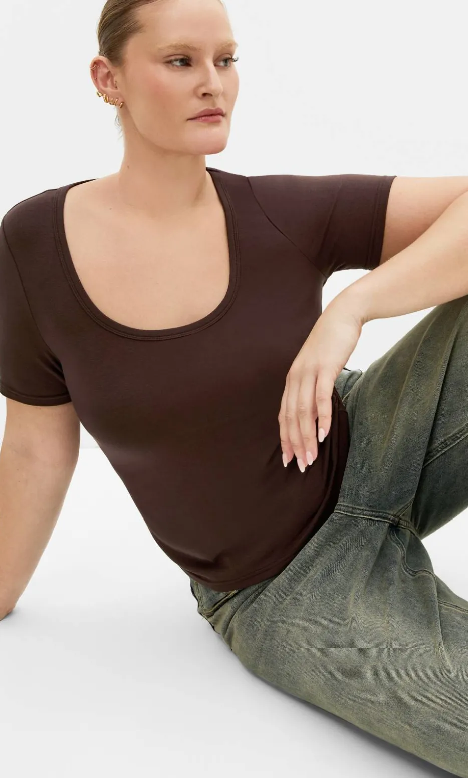 Everyday Scoop Tee - chocolate