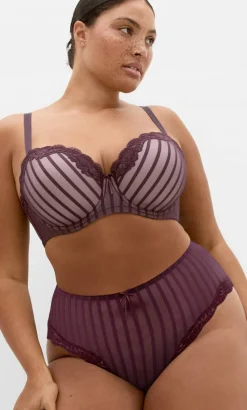 Fifi Hi Waist Shorty - bordeaux