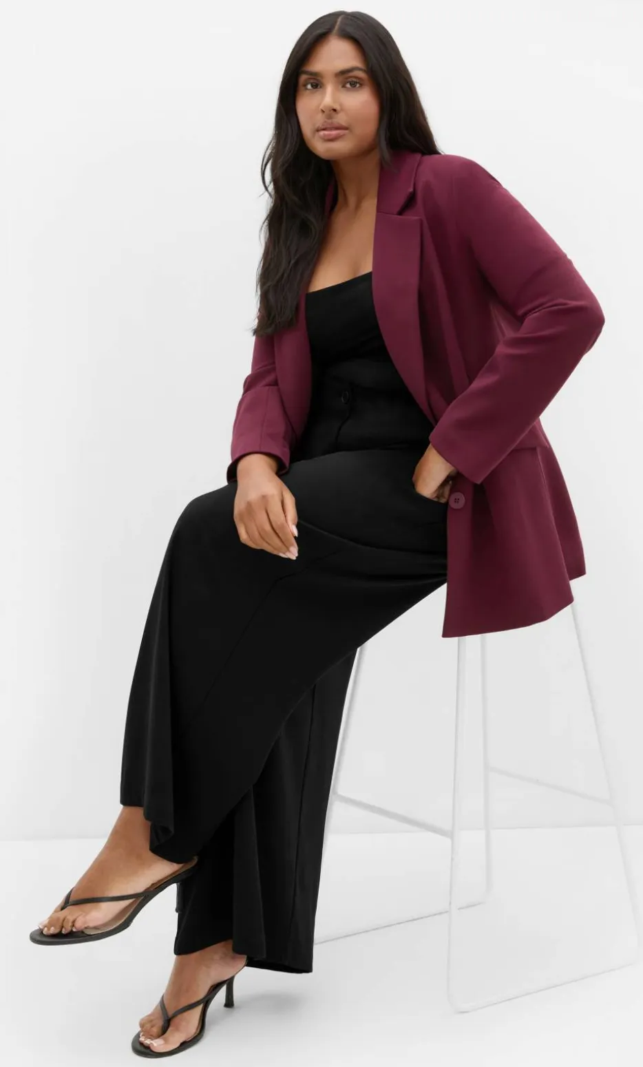Halle Ponte Blazer - dark cherry