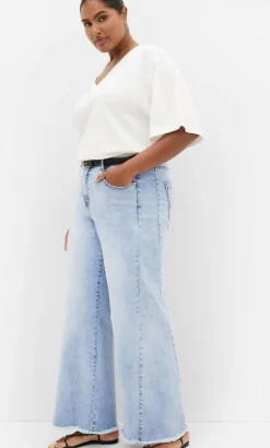Harley Fit Aliya Wide Leg Jean - light wash