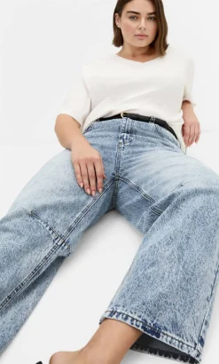 Harley Fit Brooke Barrel Leg Jean - stone wash
