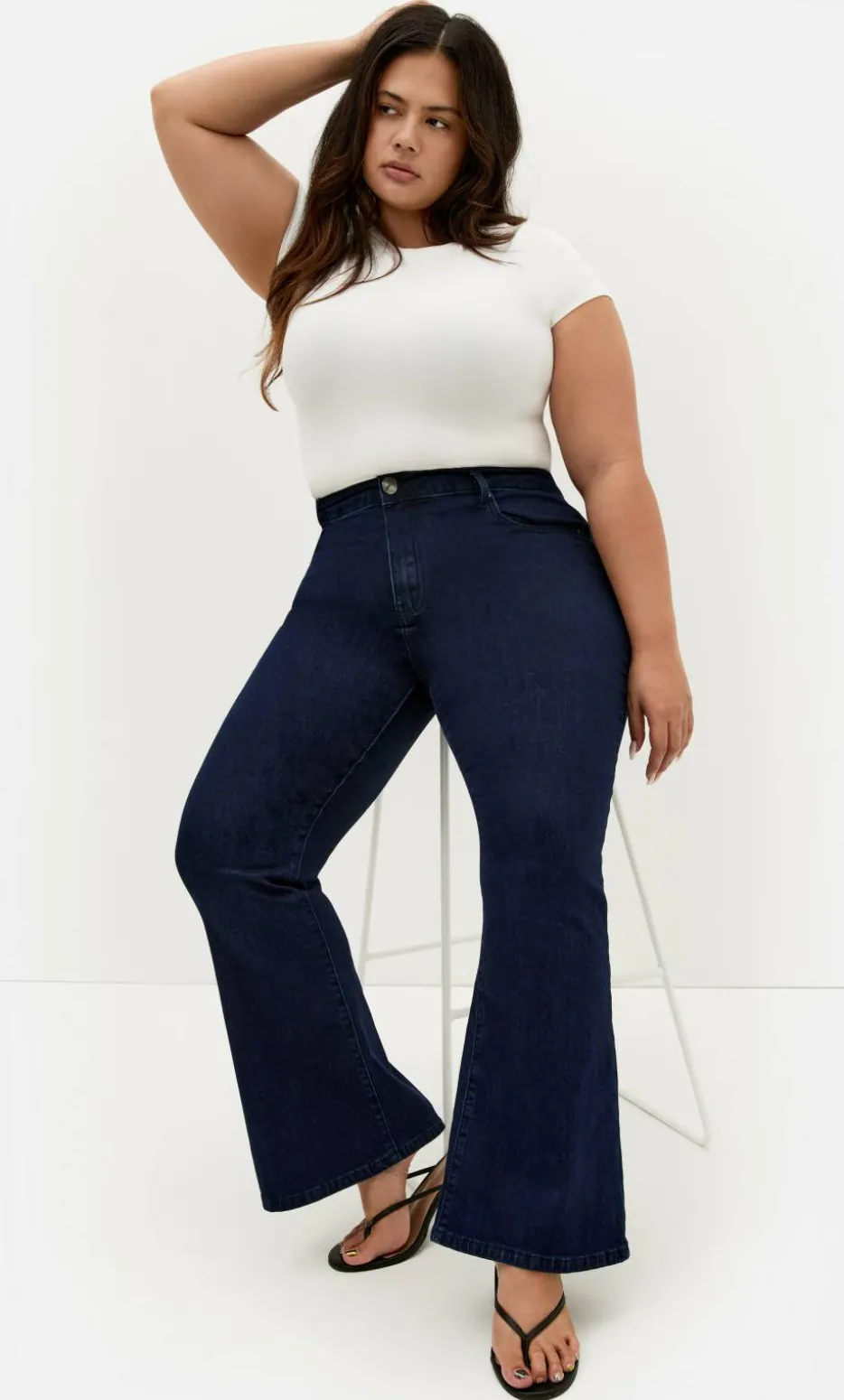 Harley Fit Carla Flare Leg Short Jean - dark wash