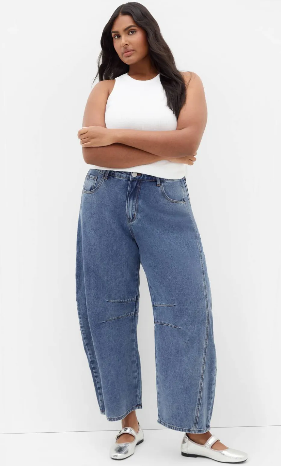 Harley Fit Ella Barrel Leg Ankle Grazer Jean - mid wash