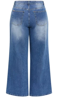 Harley Fit Harriet Wide Leg Regular Jean - light wash