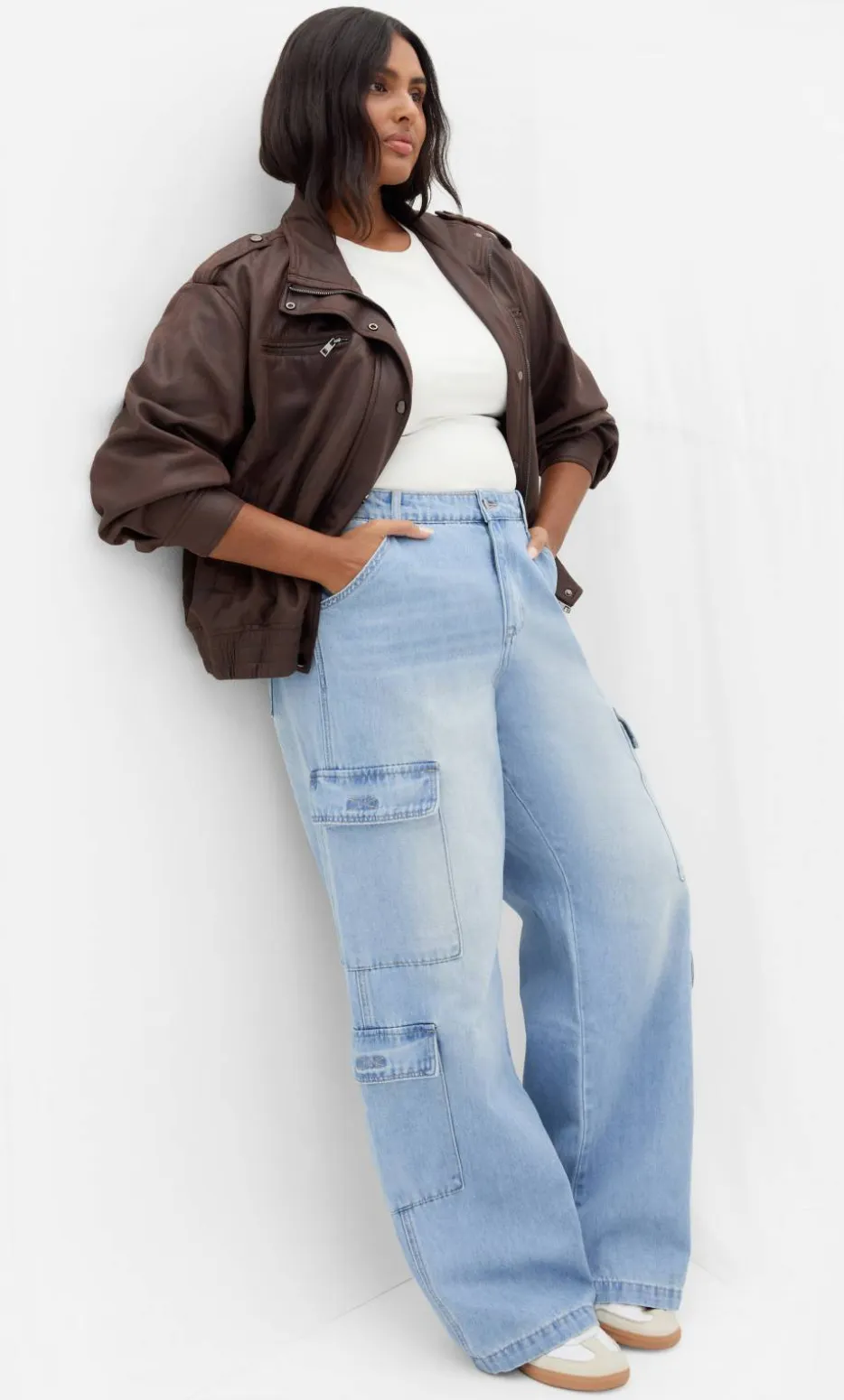 Harley Fit Iona Cargo Wide Leg Regular Jean - light wash