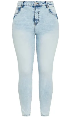 Harley Fit Karla Skinny Leg Short Jean - light wash
