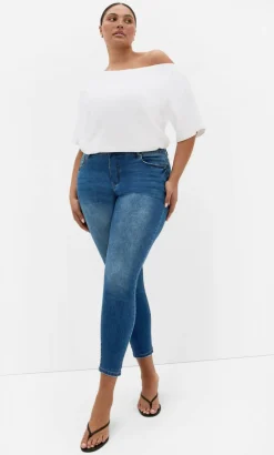 Harley Fit Karla Skinny Leg Short Jean - dark wash