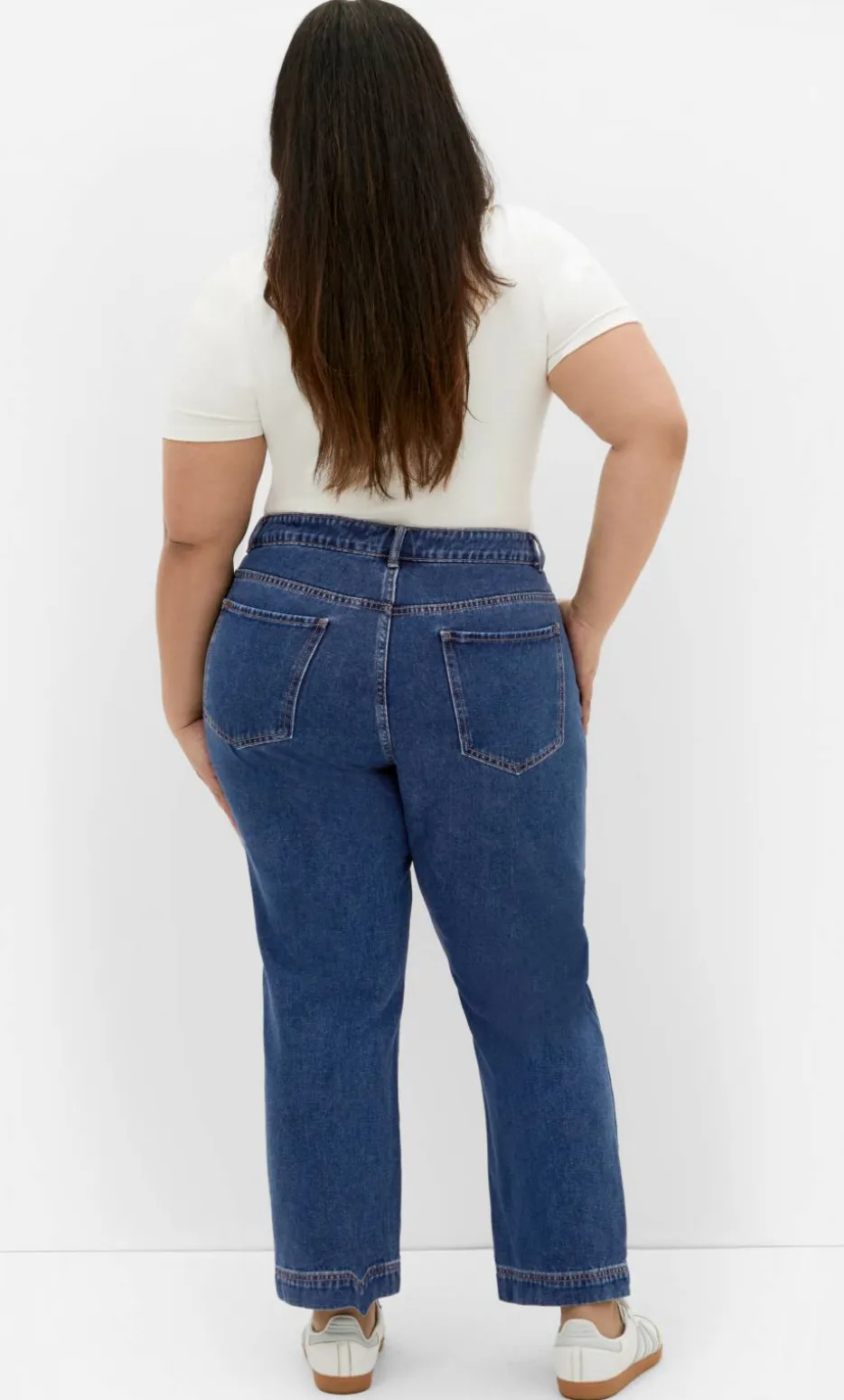 Harley Fit Kenia Straight Jean - mid wash