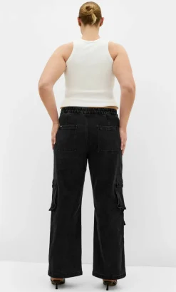 Harley Fit Miley Cargo Regular Jean - black wash