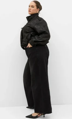 Harley Fit Olivia Relaxed Wide Leg Jean - black wash