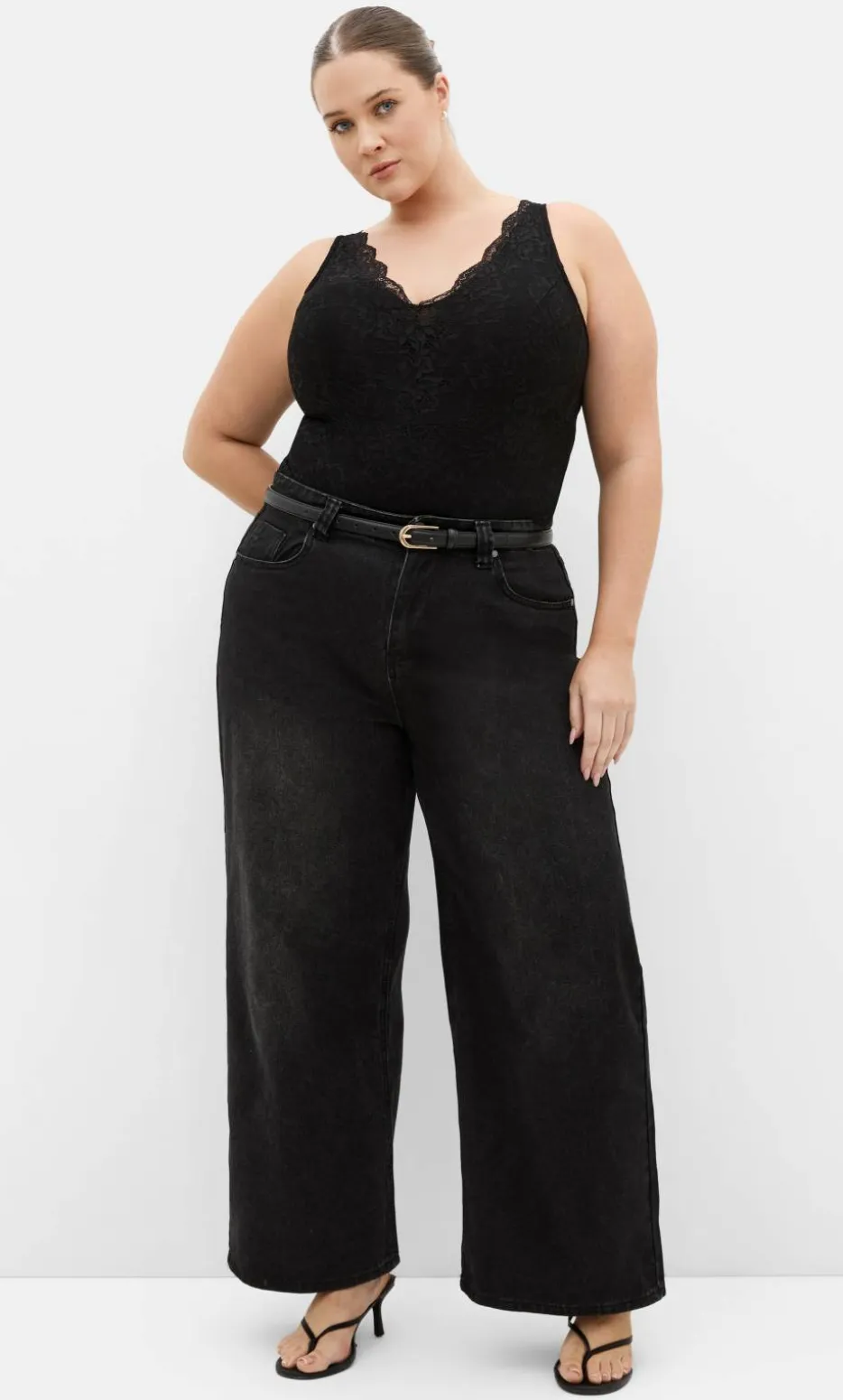 Harley Fit Olivia Relaxed Wide Leg Jean - black wash
