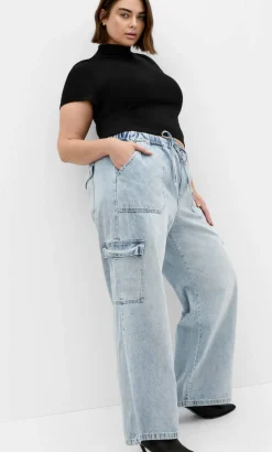 Harley Fit Remi Wide Leg Cargo Jean - light wash