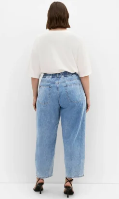 Harley Fit Stretch Waist Jean - mid wash