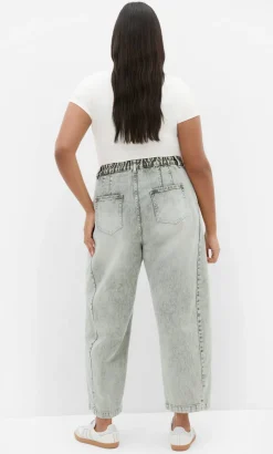 Harley Fit Tess Barrel Leg Ankle Grazer Jean - sage acid wash