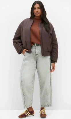 Harley Fit Tess Barrel Leg Ankle Grazer Jean - sage acid wash