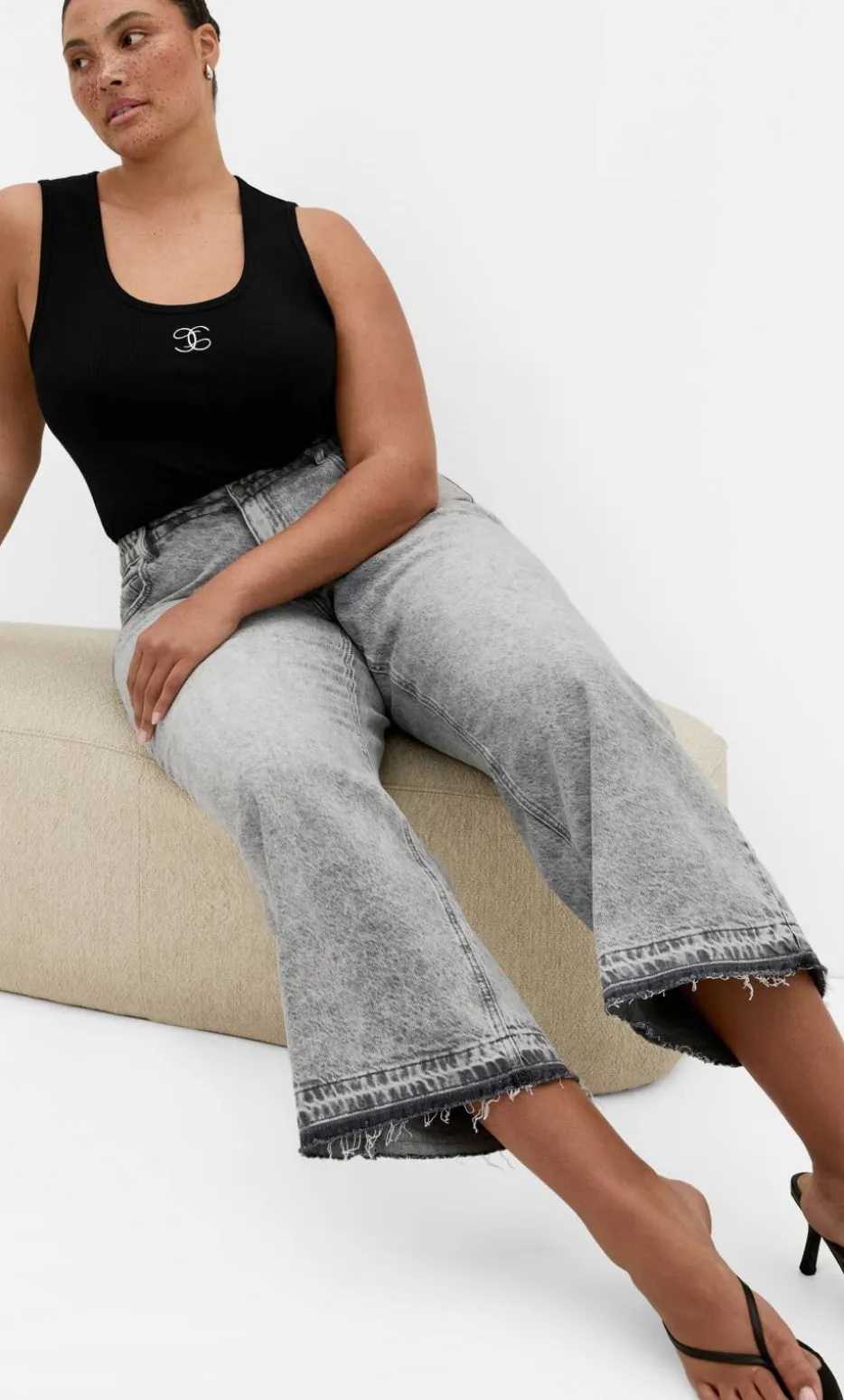 Harley Fit Wide Leg Crop Jean - grey wash