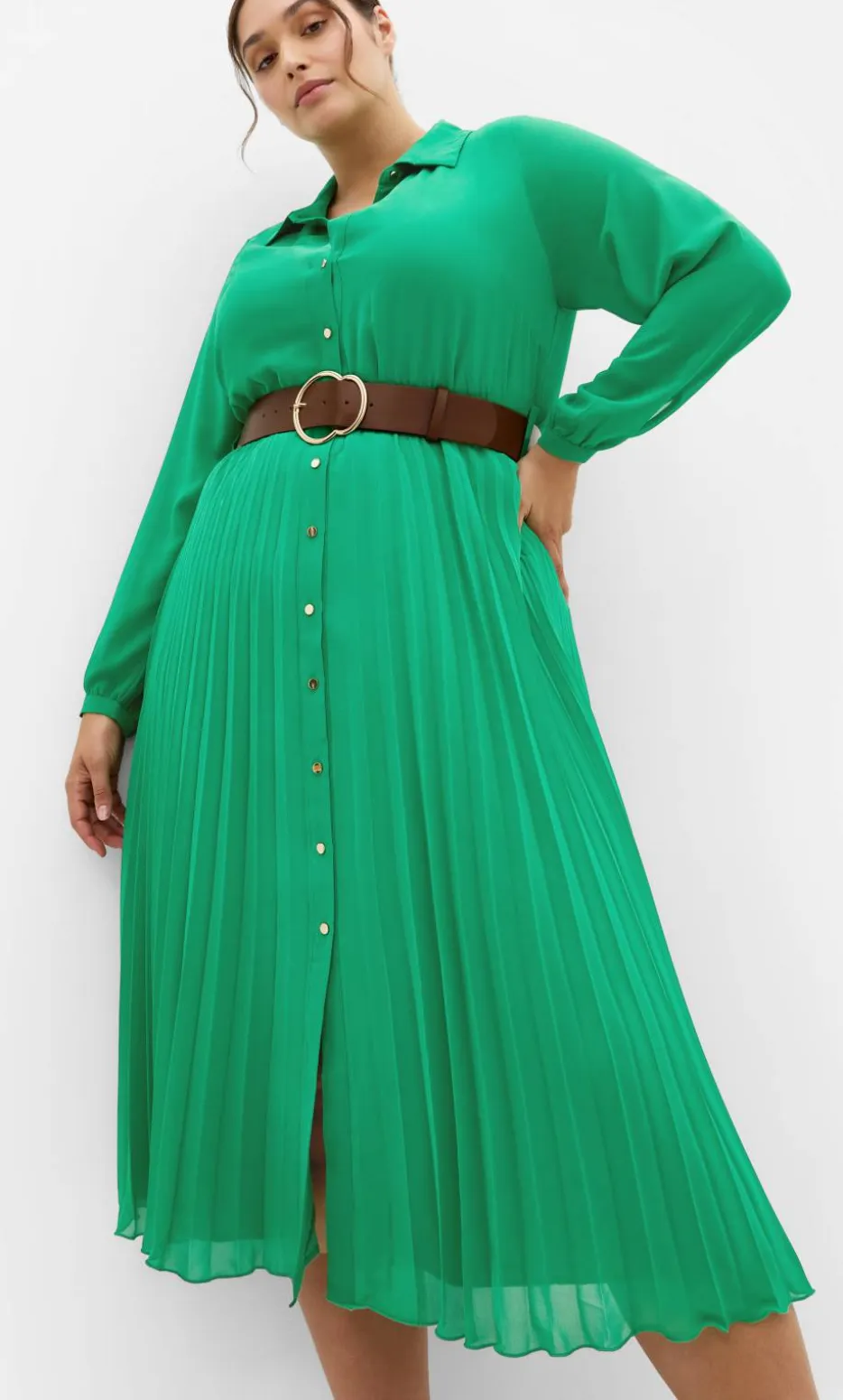 Honey Lane Pleat Midi Dress - kelly green