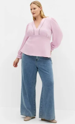 Island Long Sleeve V Neck Top - soft pink