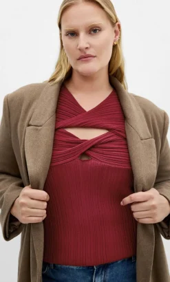 Kaleigh Twist Detail Knit Jumper - dark cherry