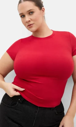 Karla Short Sleeve Tee - red