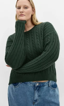 Kenia Crew Neck Knit Jumper - hunter green
