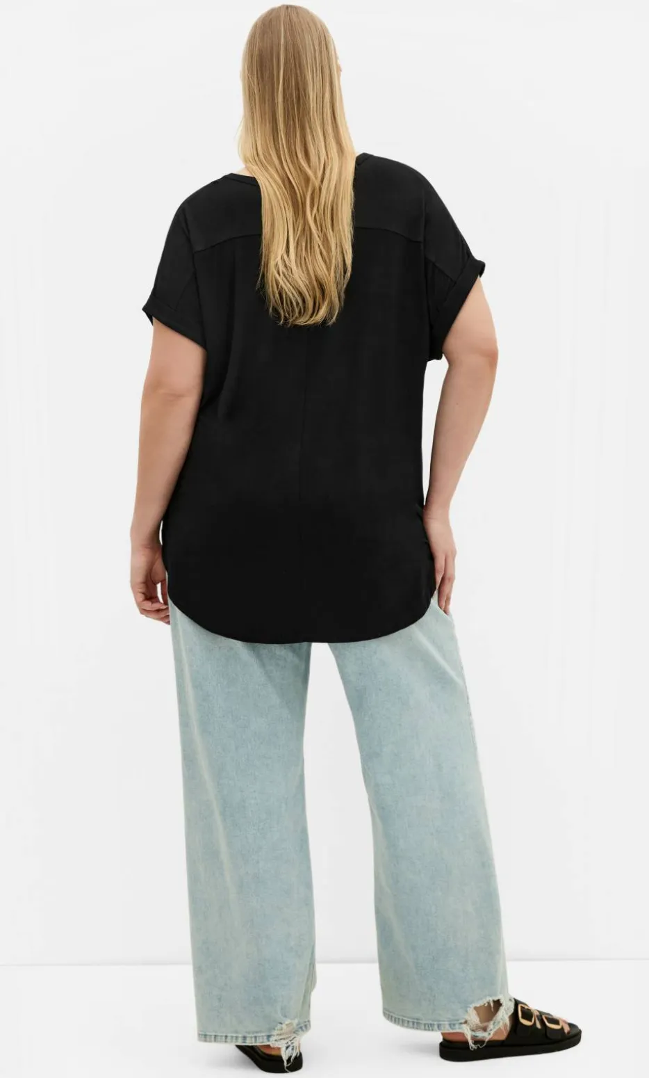 Kiran Hi-Lo Tee - black