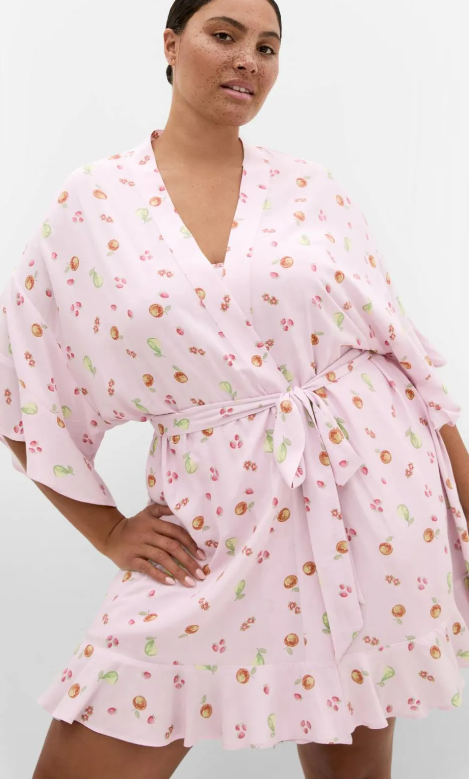 Kitty Berry Print Sleep Kimono - baby pink